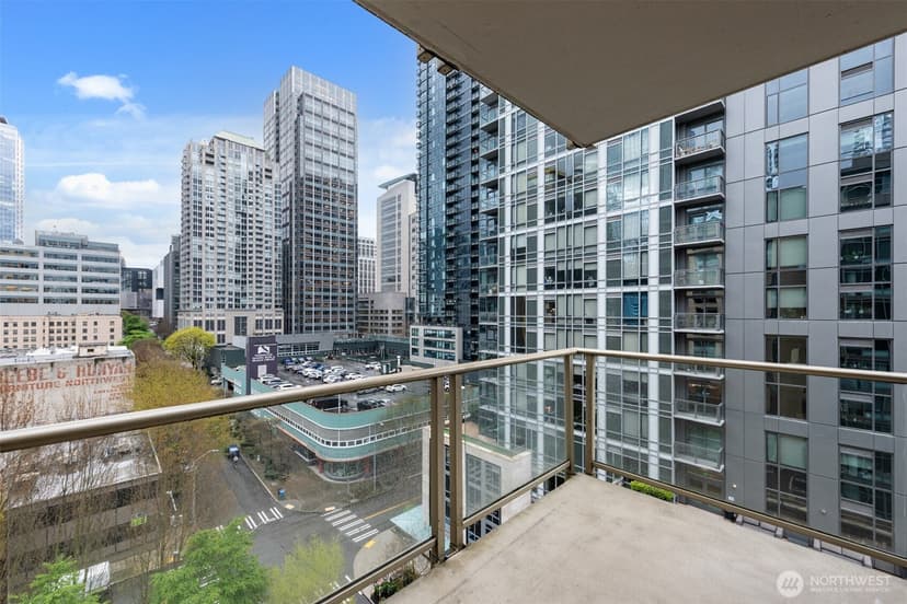 Property photo for 900 Lenora Street #W801, Seattle photo 5