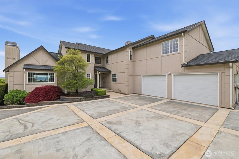 Property photo for 18124 Riviera Place SW, Normandy Park photo 35
