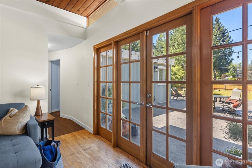 Property photo for 8119 190th Street SW, Edmonds photo 6