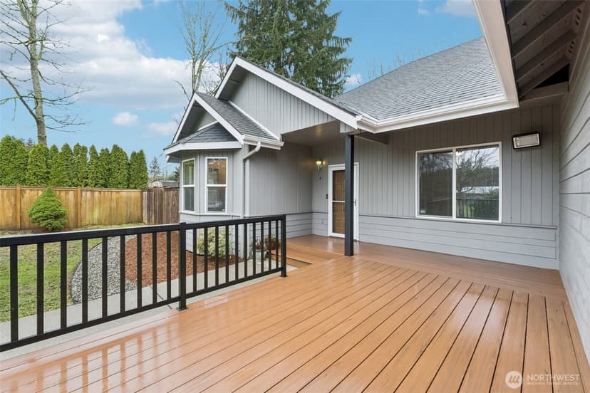 Property photo for 17214 Snohomish Avenue, Snohomish photo 9