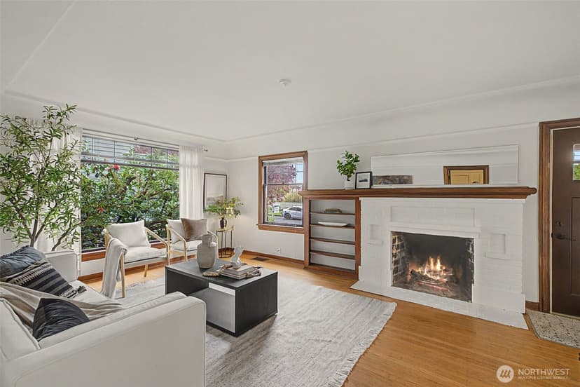 Property photo for 4052 54th Avenue SW, Seattle photo 6