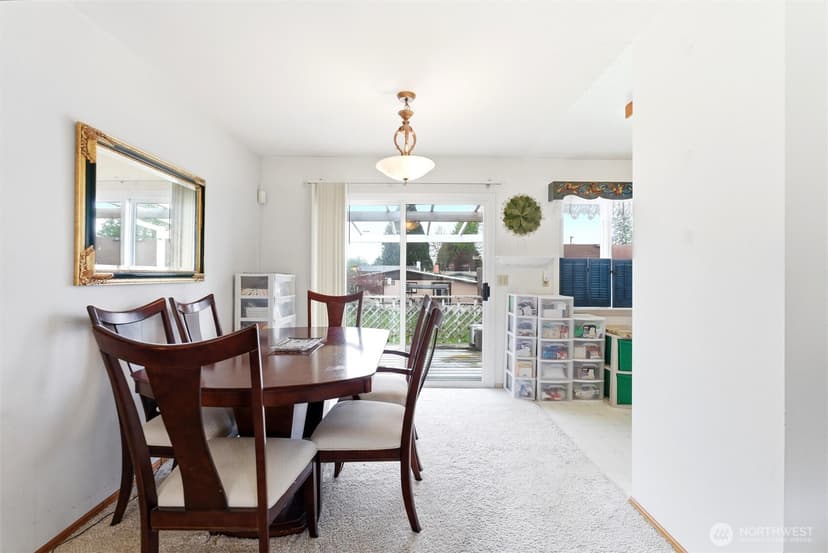 Property photo for 1817 S 262nd Place, Des Moines photo 6