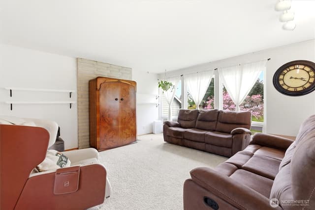 Property photo for 1817 S 262nd Place, Des Moines photo 5