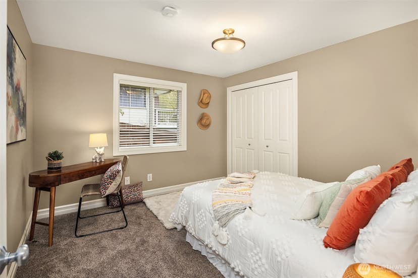 Property photo for 6240 NE 204th Place, Kenmore photo 23