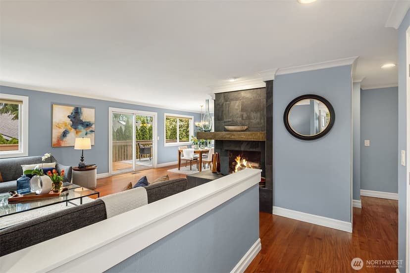 Property photo for 6240 NE 204th Place, Kenmore photo 3