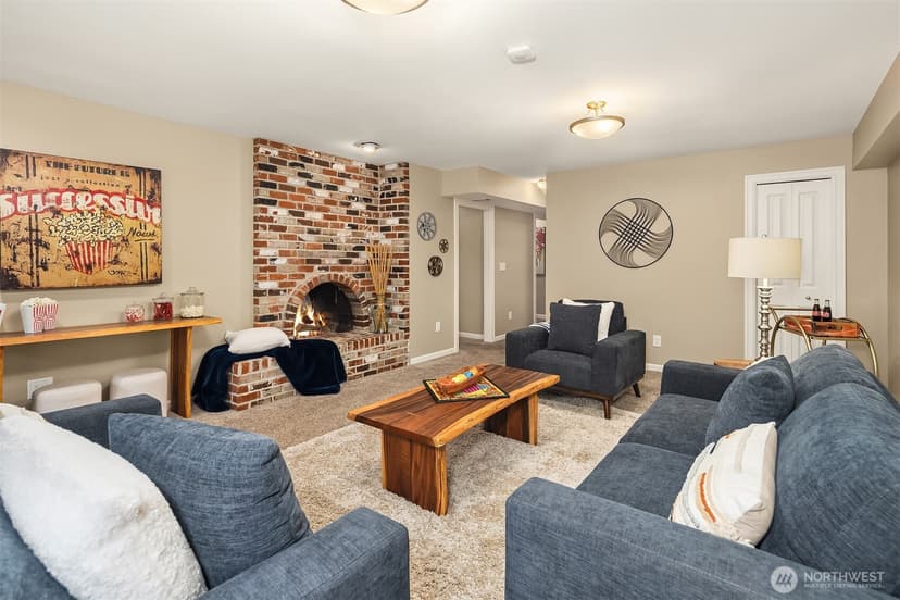 Property photo for 6240 NE 204th Place, Kenmore photo 26