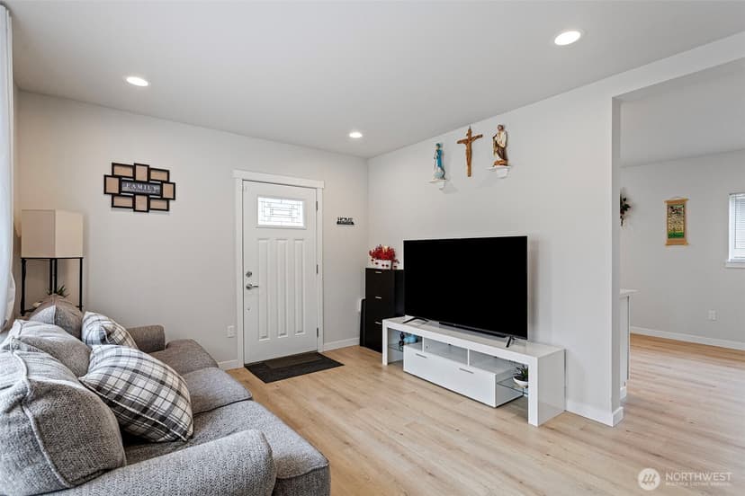 Property photo for 9251 S Park Avenue, Tacoma photo 18
