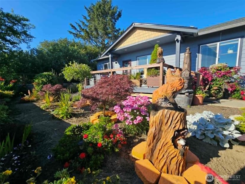Property photo for 830 Wawona Avenue SW, Ocean Shores photo 3