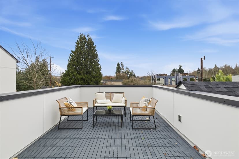 Property photo for 809 S Sullivan Street, Seattle photo 17
