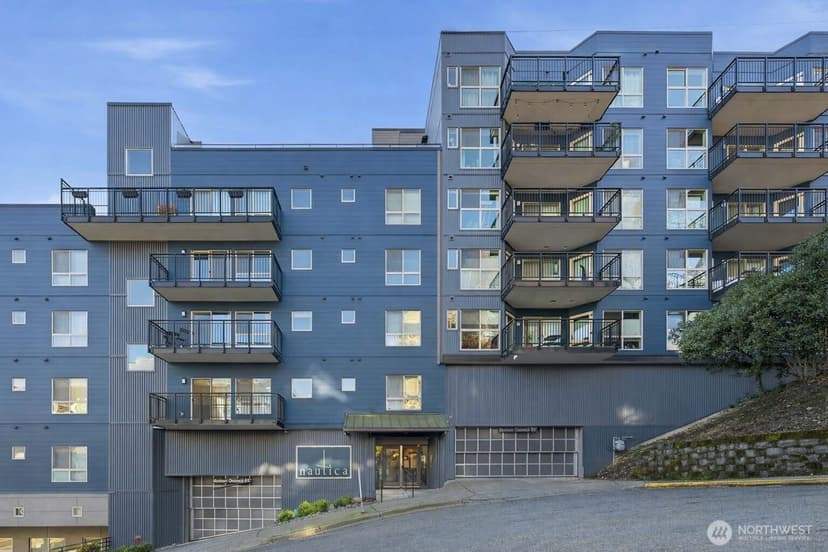 Property photo for 701 Galer St #609, Seattle photo 31