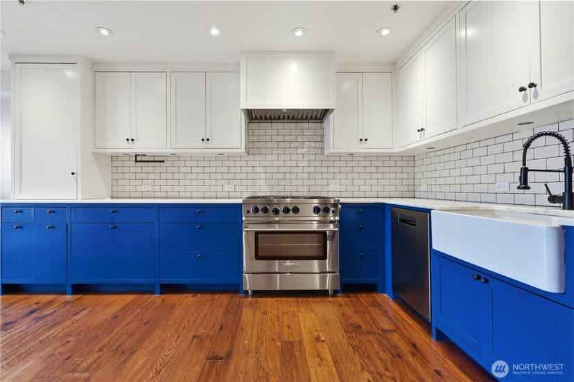 Property photo for 701 Galer St #609, Seattle photo 14