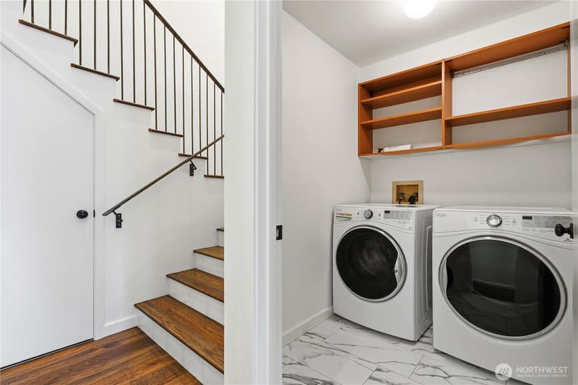Property photo for 701 Galer St #609, Seattle photo 17