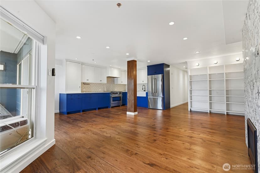 Property photo for 701 Galer St #609, Seattle photo 7