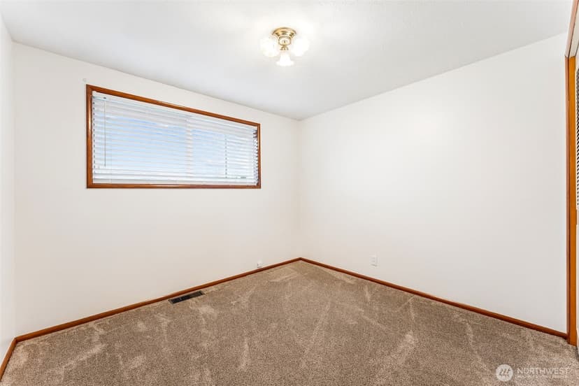 Property photo for 1310 21st Street SE, Auburn photo 12