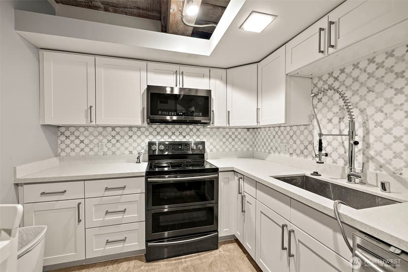 Property photo for 1507 Western Avenue #R203, Seattle photo 13