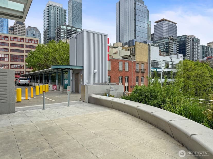 Property photo for 1507 Western Avenue #R203, Seattle photo 32