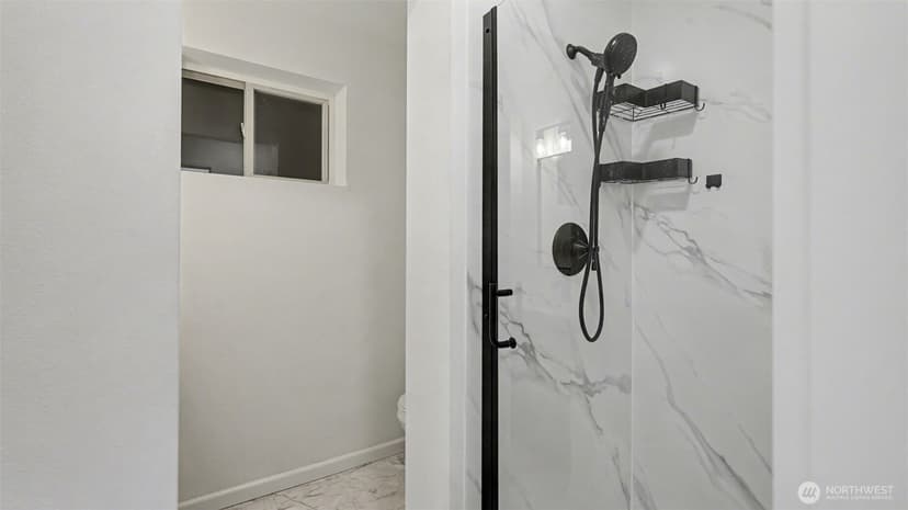 Property photo for 6005 S 116th Street, Seattle photo 17
