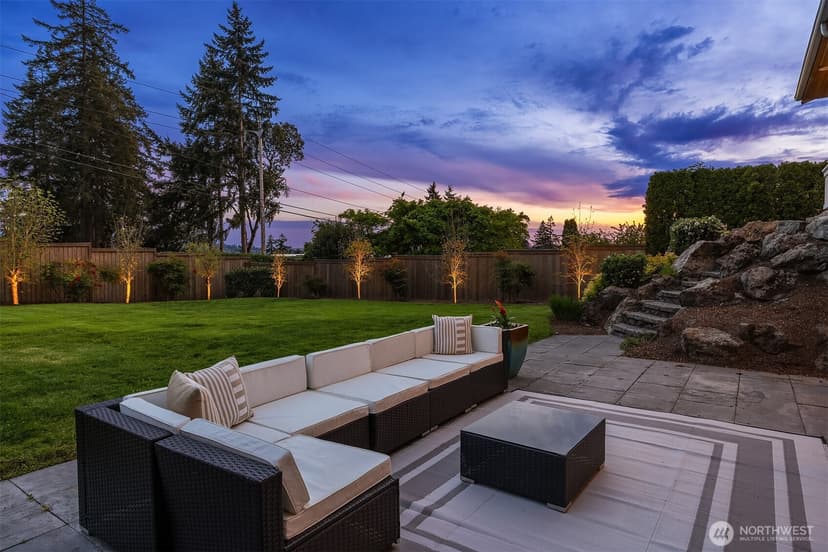 Property photo for 9359 Sunset Way, Bellevue photo 6