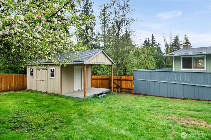Property photo for 408 119th Avenue E, Edgewood photo 34