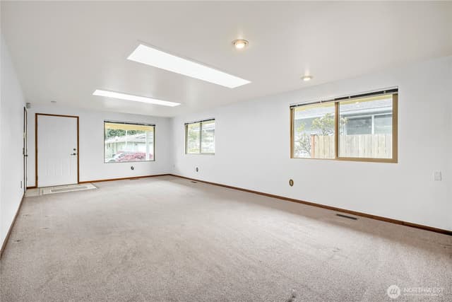 Property photo for 24806 10th Avenue S, Des Moines photo 3