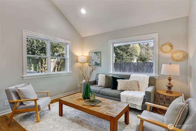 Property photo for 14606 16th Avenue SW, Burien photo 4