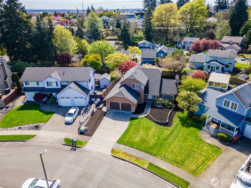 Property photo for 3734 Braeburn Drive NE, Tacoma photo 35