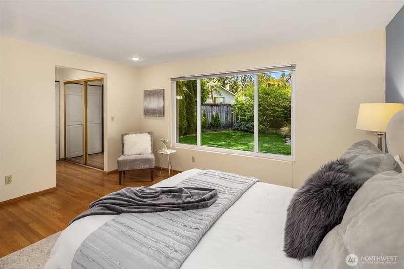 Property photo for 14714 NE 10th Street, Bellevue photo 21