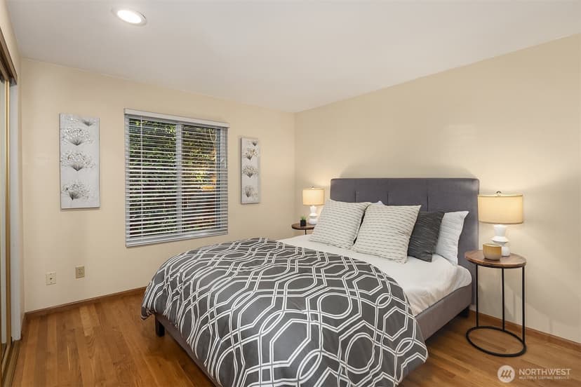 Property photo for 14714 NE 10th Street, Bellevue photo 24