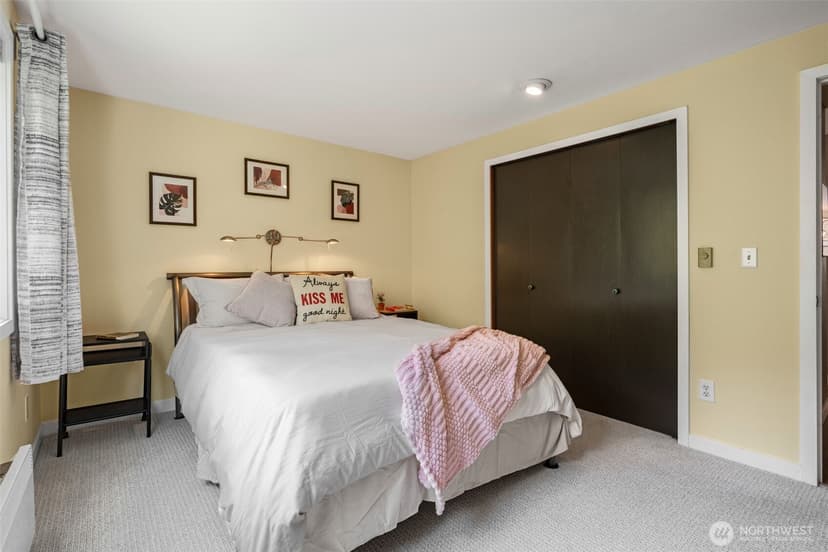 Property photo for 3142 Alki Avenue SW #303, Seattle photo 16