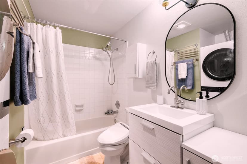 Property photo for 3142 Alki Avenue SW #303, Seattle photo 21