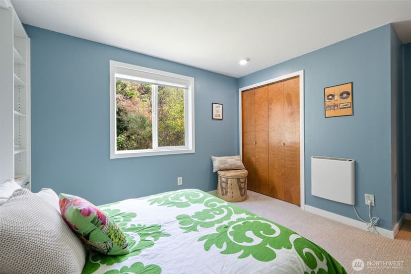 Property photo for 3142 Alki Avenue SW #303, Seattle photo 19