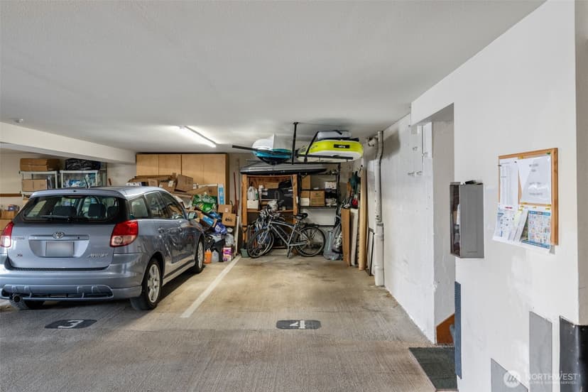 Property photo for 3142 Alki Avenue SW #303, Seattle photo 28