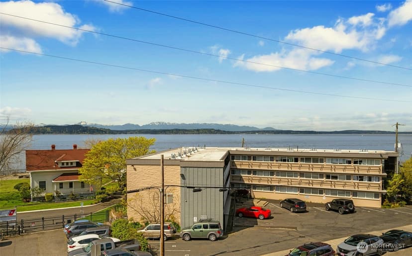 Property photo for 3142 Alki Avenue SW #303, Seattle photo 7