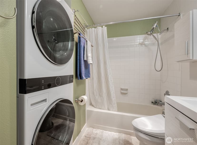Property photo for 3142 Alki Avenue SW #303, Seattle photo 22