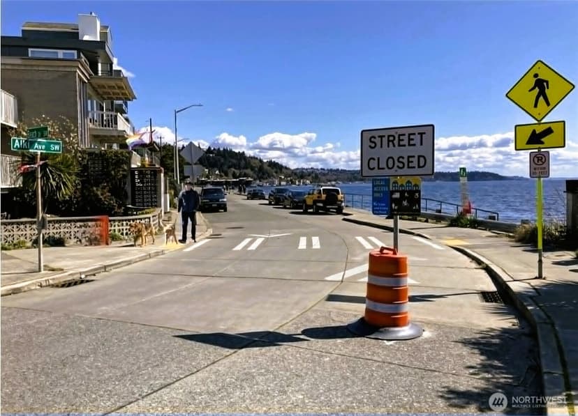 Property photo for 3142 Alki Avenue SW #303, Seattle photo 37