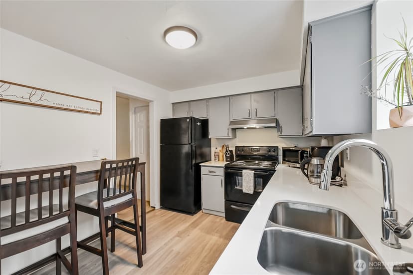 Property photo for 2942 S fontanelle Street #C, Seattle photo 18