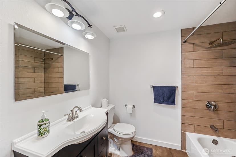Property photo for 2942 S fontanelle Street #C, Seattle photo 16