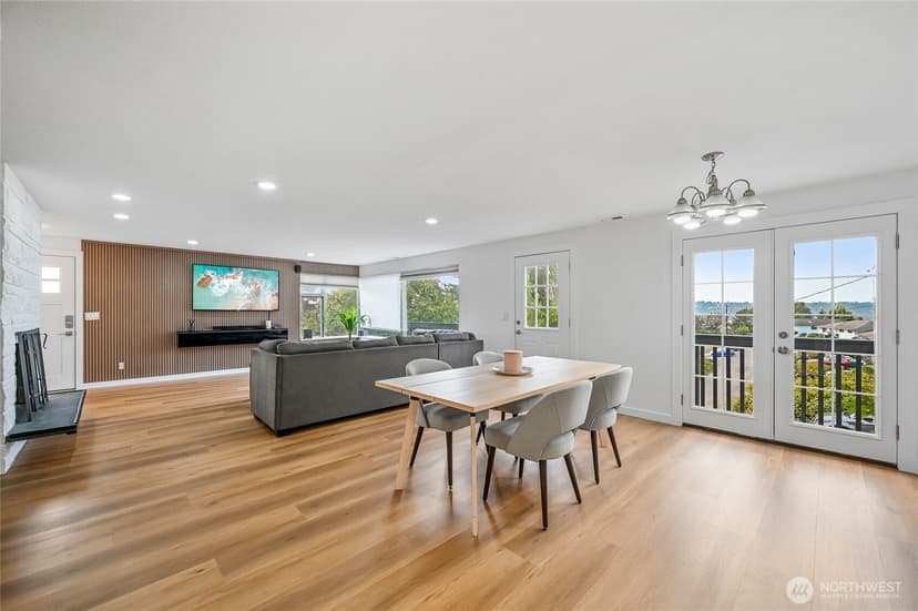 Property photo for 2942 S fontanelle Street #C, Seattle photo 11