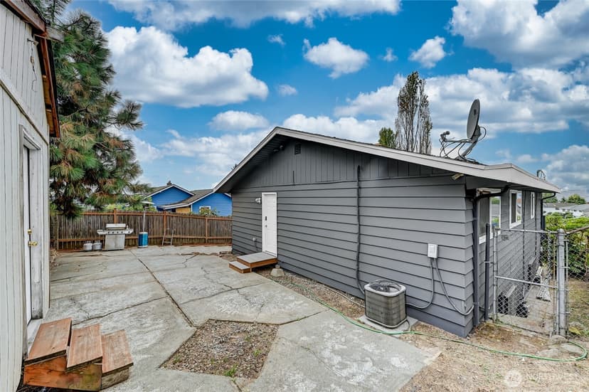 Property photo for 2942 S fontanelle Street #C, Seattle photo 26