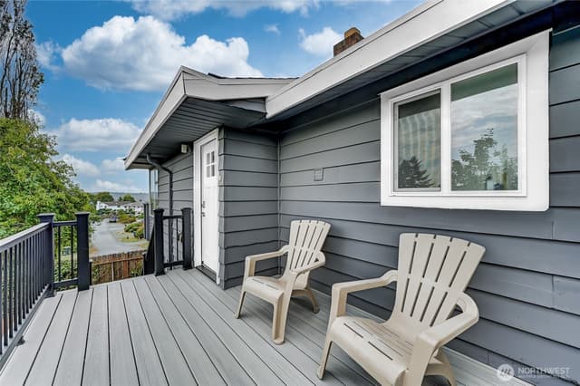 Property photo for 2942 S fontanelle Street #C, Seattle