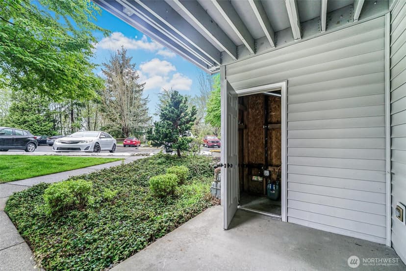 Property photo for 4710 SE Mill Pond Drive SE #303, Auburn photo 16