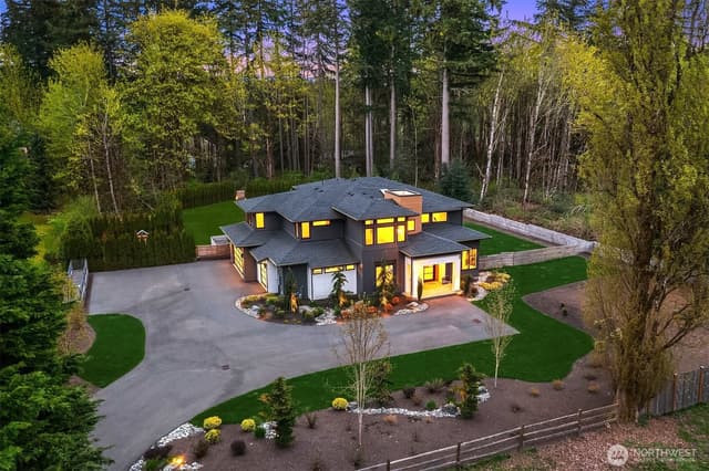 Property photo for 20300 166th Avenue NE, Woodinville photo 4