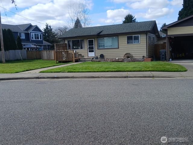 Property photo for 1110 22nd Street Pl NW, Puyallup photo 3