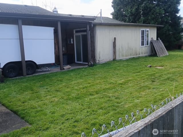 Property photo for 1110 22nd Street Pl NW, Puyallup photo 5