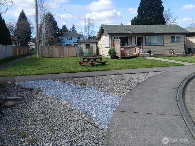 Property photo for 1110 22nd Street Pl NW, Puyallup photo 4