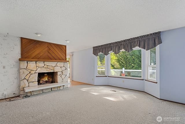 Property photo for 11213 98th Avenue SW, Lakewood photo 4