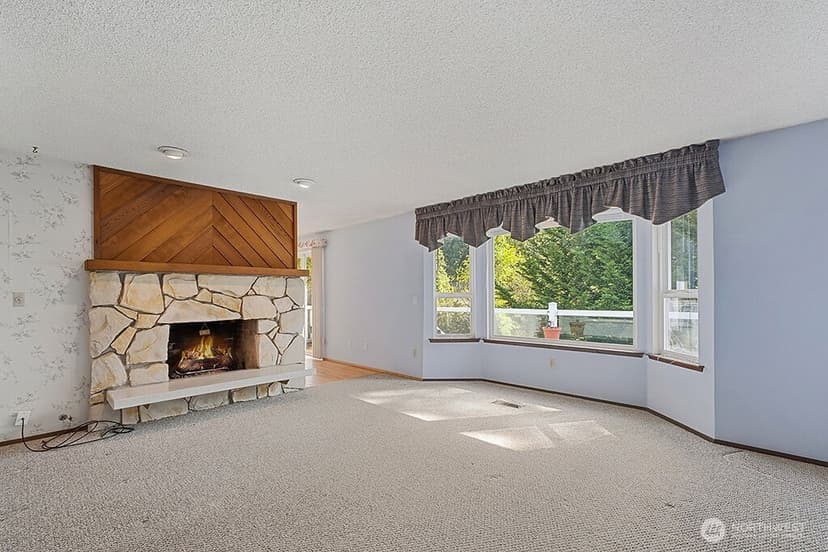 Property photo for 11213 98th Avenue SW, Lakewood photo 4