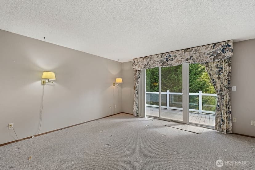 Property photo for 11213 98th Avenue SW, Lakewood photo 16