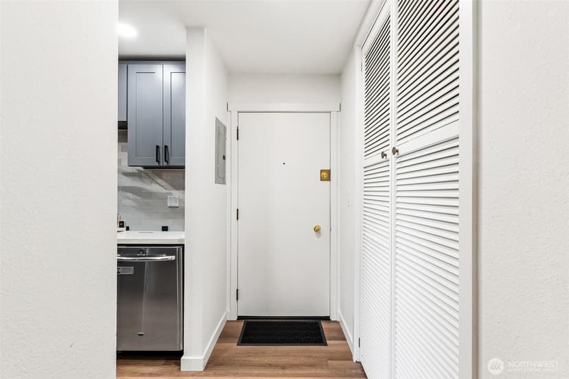 Property photo for 10459 Des Moines Memorial Drive S #S301, Seattle photo 4