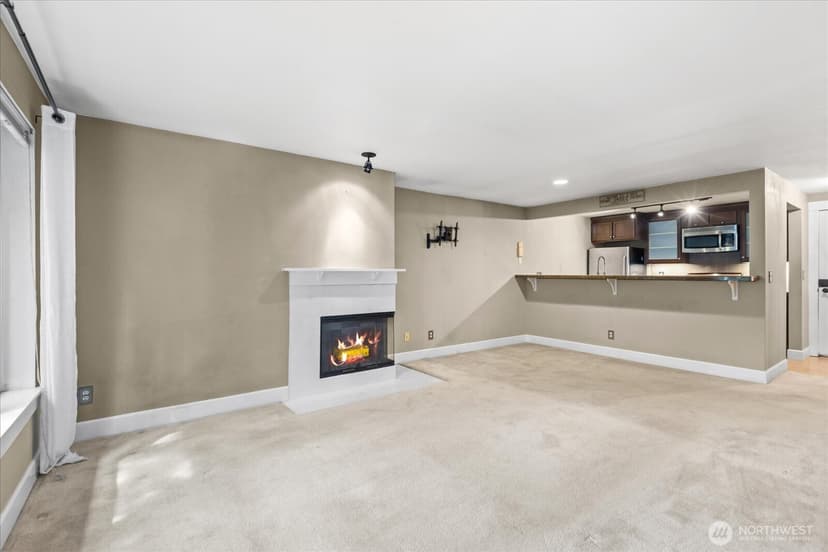Property photo for 300 N 130th Street #2302, Seattle photo 6